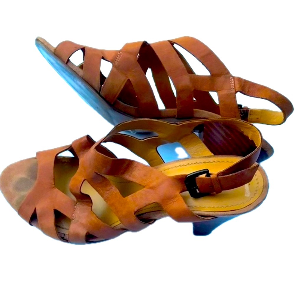 Boho chic natural tan leather strappy Nine West 80s style stacked heel sandals.